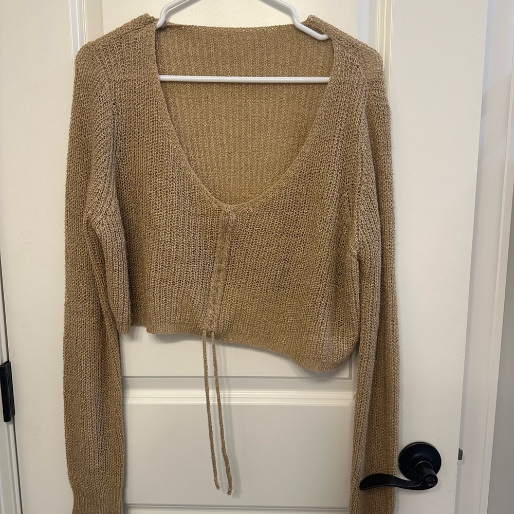 Boutique Long-Sleeve Cropped Sweater